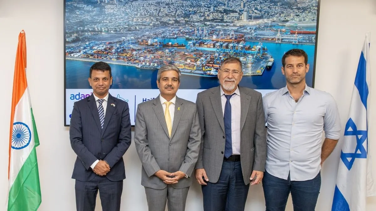 Right: Indian Ambassador to Israel, Mr. Jitender Pal Singh, and Captain Sumit Chauhan, President of Haifa Port and Adani Group representative on the port's management | Photography: Verhaftig-Venetian