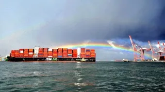 ZIM Acquisition: Hapag-Lloyd and FIMI to Buy Carrier for $3.5 Billion