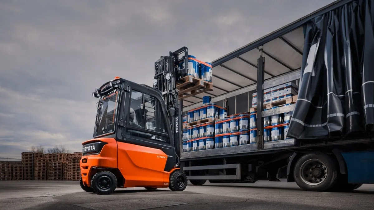 Toyota Tops Israel's Electric Forklift Market in 2025